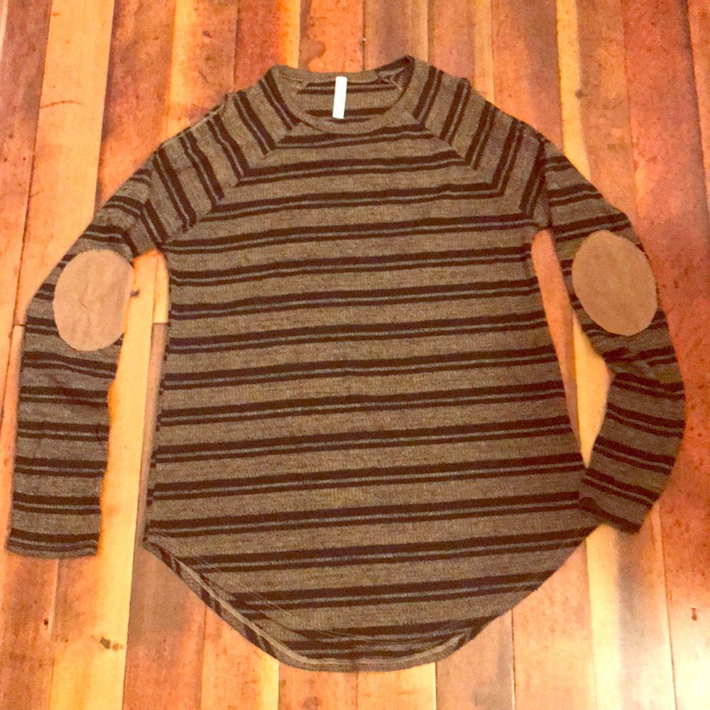 Cold Shoulder Brown and Black Long Sleeve